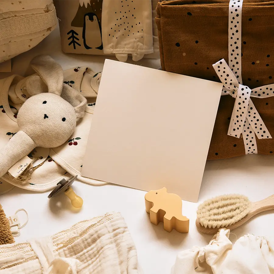 Geschenke zur Geburt – verpackte Babygeschenke
